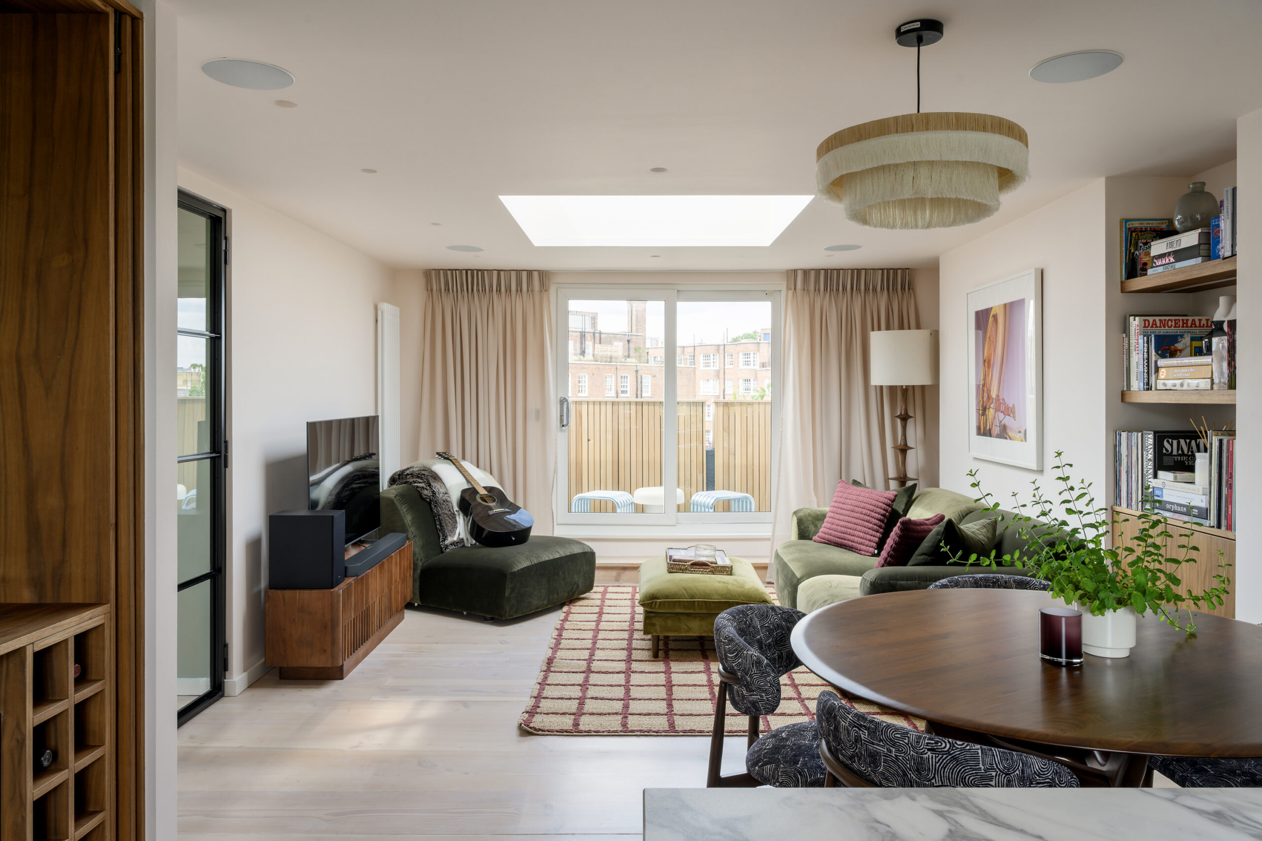 Notting-Hill-Apartment-For-Sale-Pembridge-Villas-2_Lo