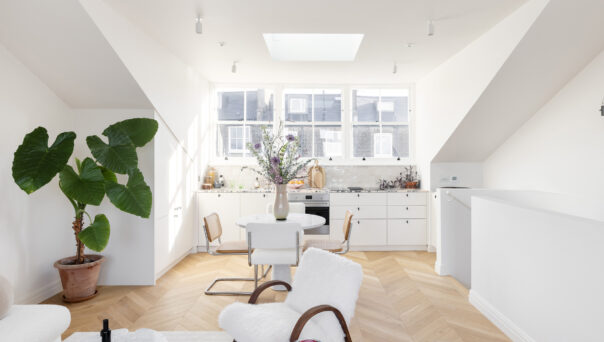 Notting-Hill-Apartment-For-Sale-Portobello-Road-7_Lo – Copy