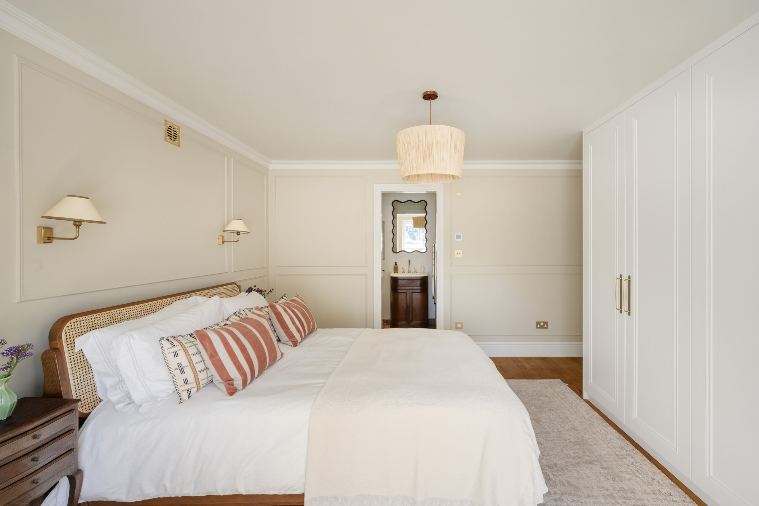 Notting-Hill-Apartment-For-Sale-Powis-Square-15_Lo