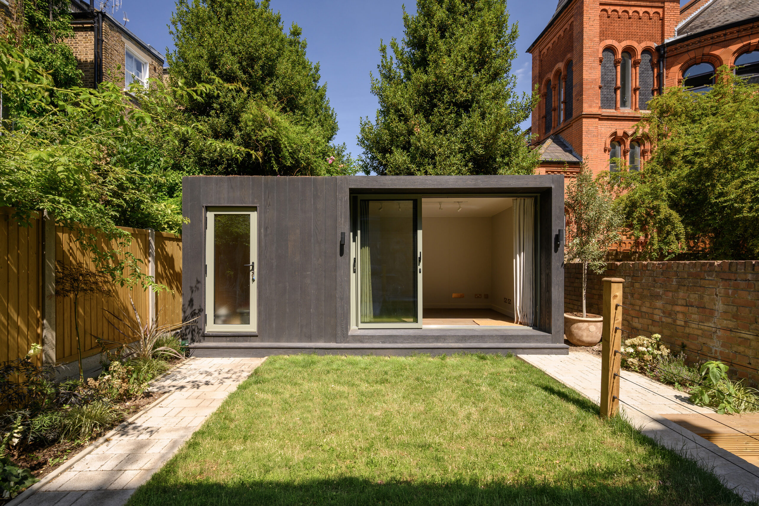 Notting-Hill-Apartment-For-Sale-Powis-Square-34_Lo-edit