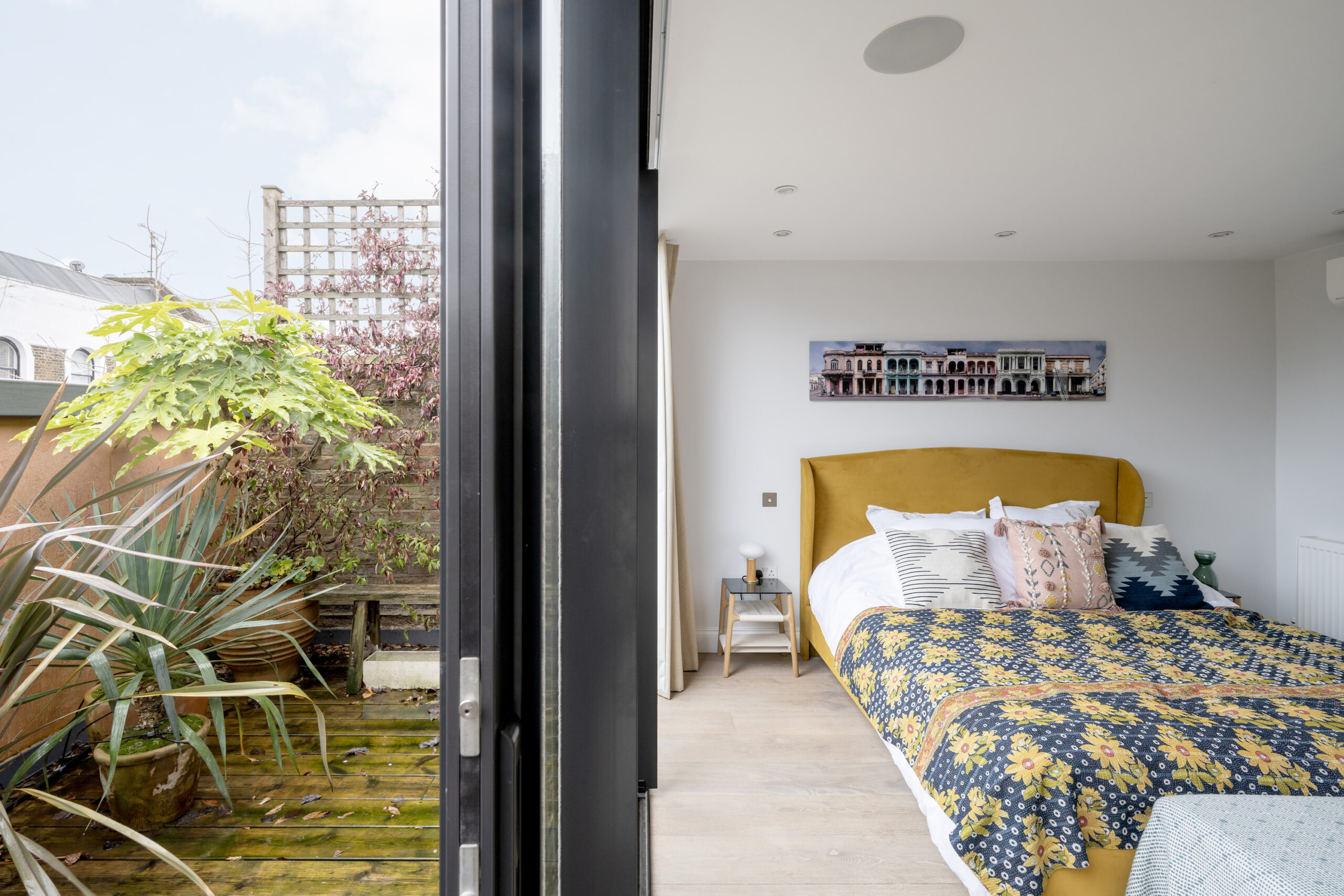 Notting-Hill-Apartment-For-Sale-Powis-Terrace-25_Lo