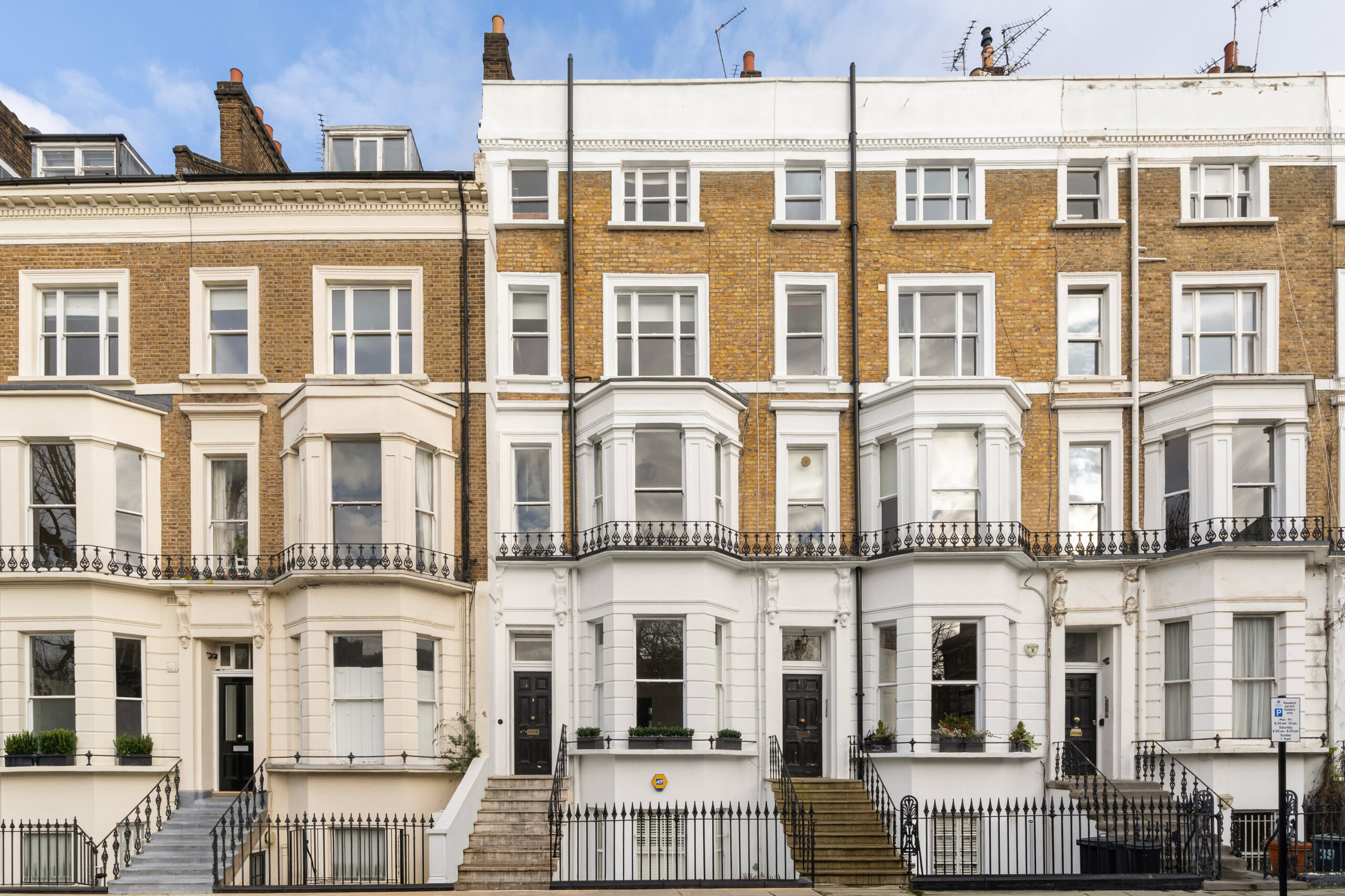 Notting-Hill-Apartment-For-Sale-St-James-Garden-3_Lo_