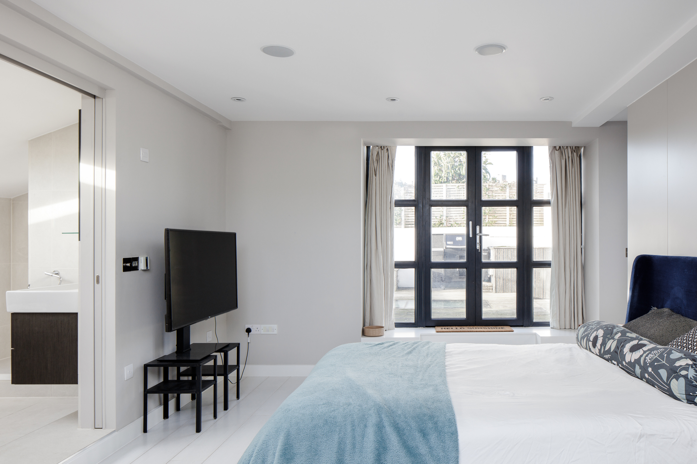 Notting-Hill-Apartment-For-Sale-St-Lukes-Mews (22)