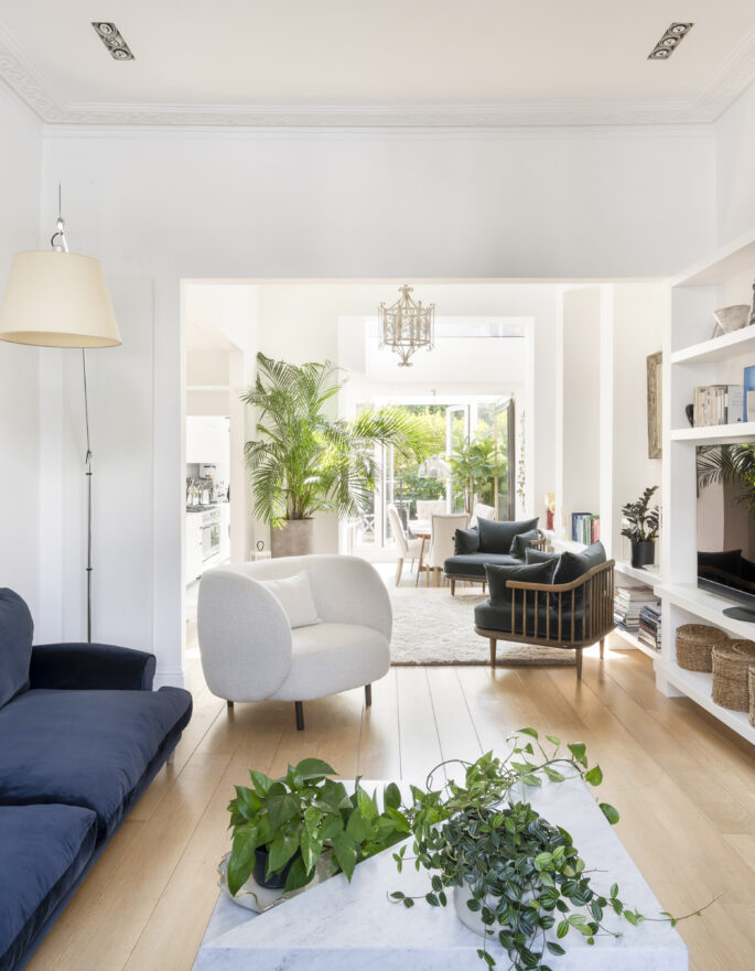 Stylish open-plan reception room of a luxury two-bedroom maisonette for sale in Notting Hill