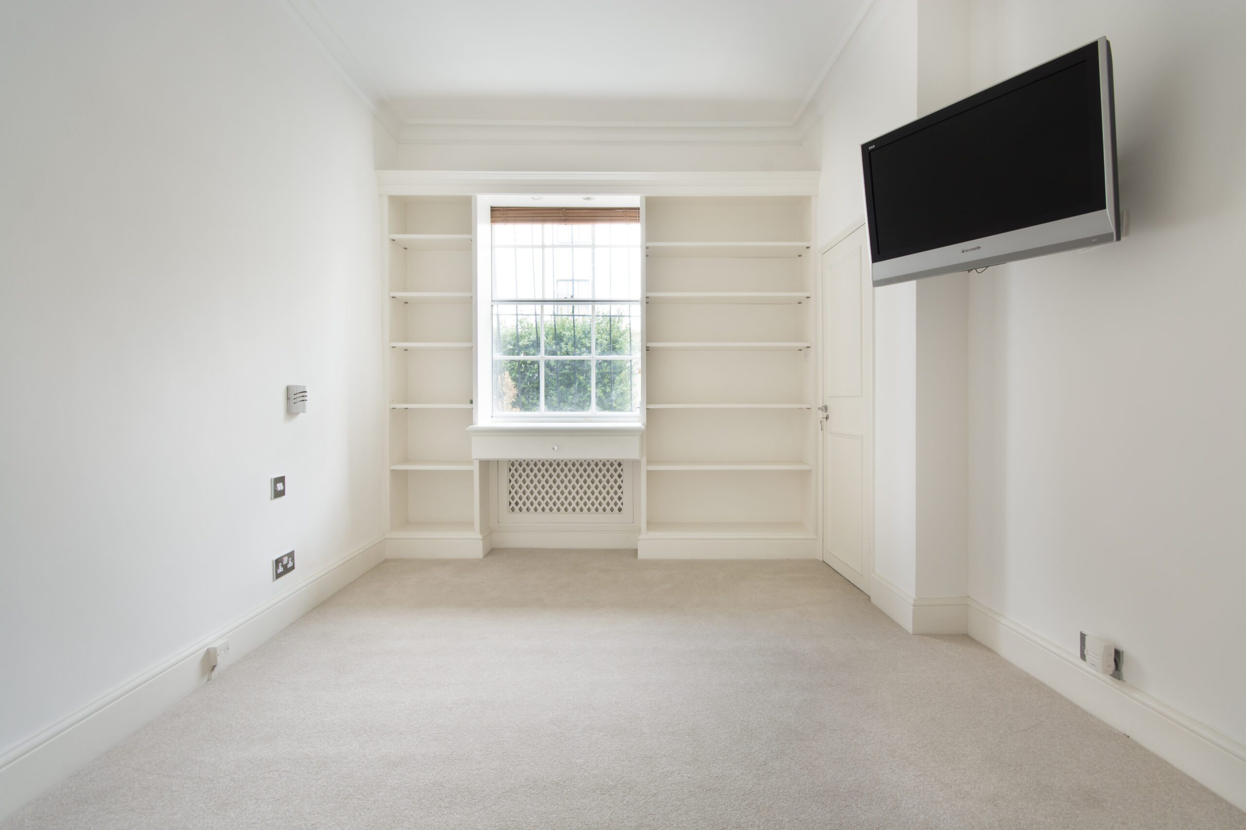 Notting-Hill-House-For-Rent-Artesian-Road (1)
