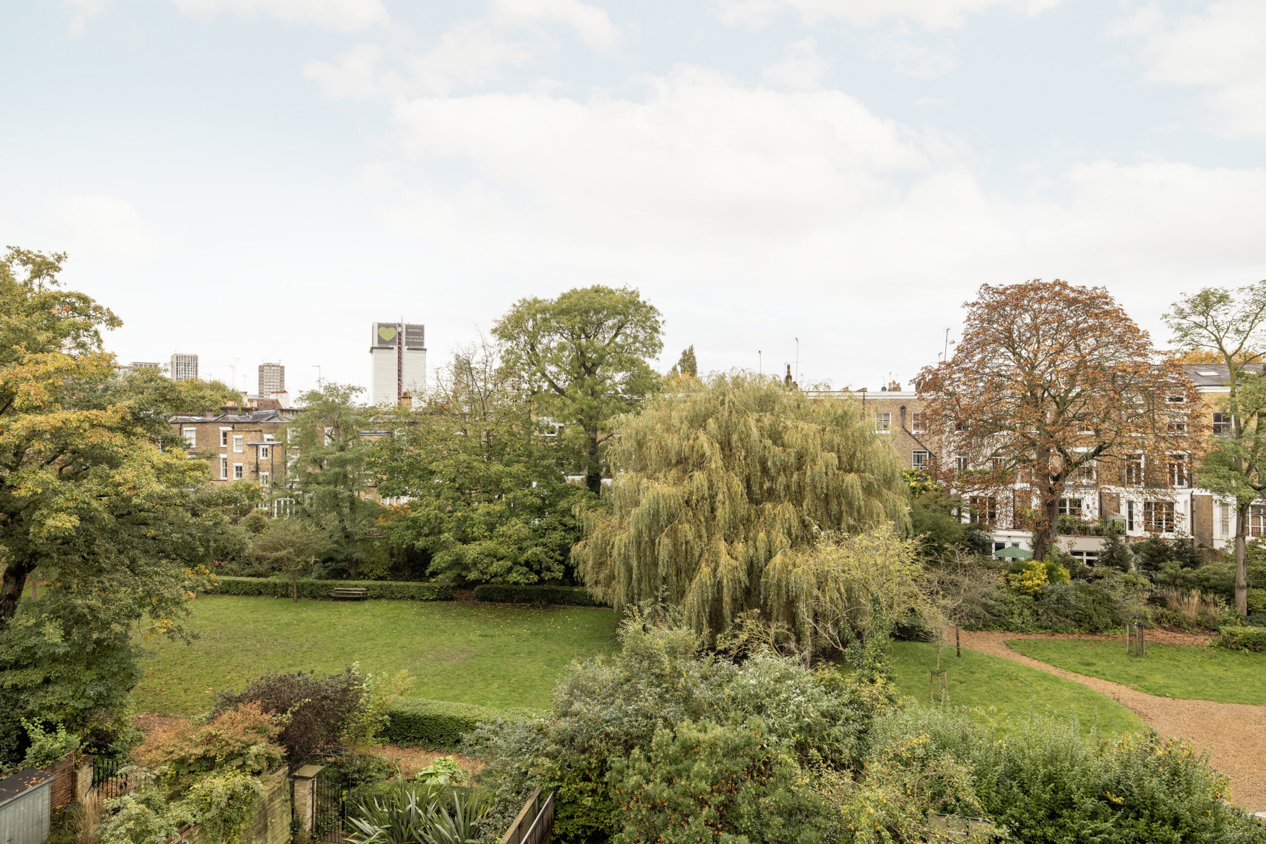 Notting-Hill-House-For-Rent-Elgin-Crescent-16_Lo