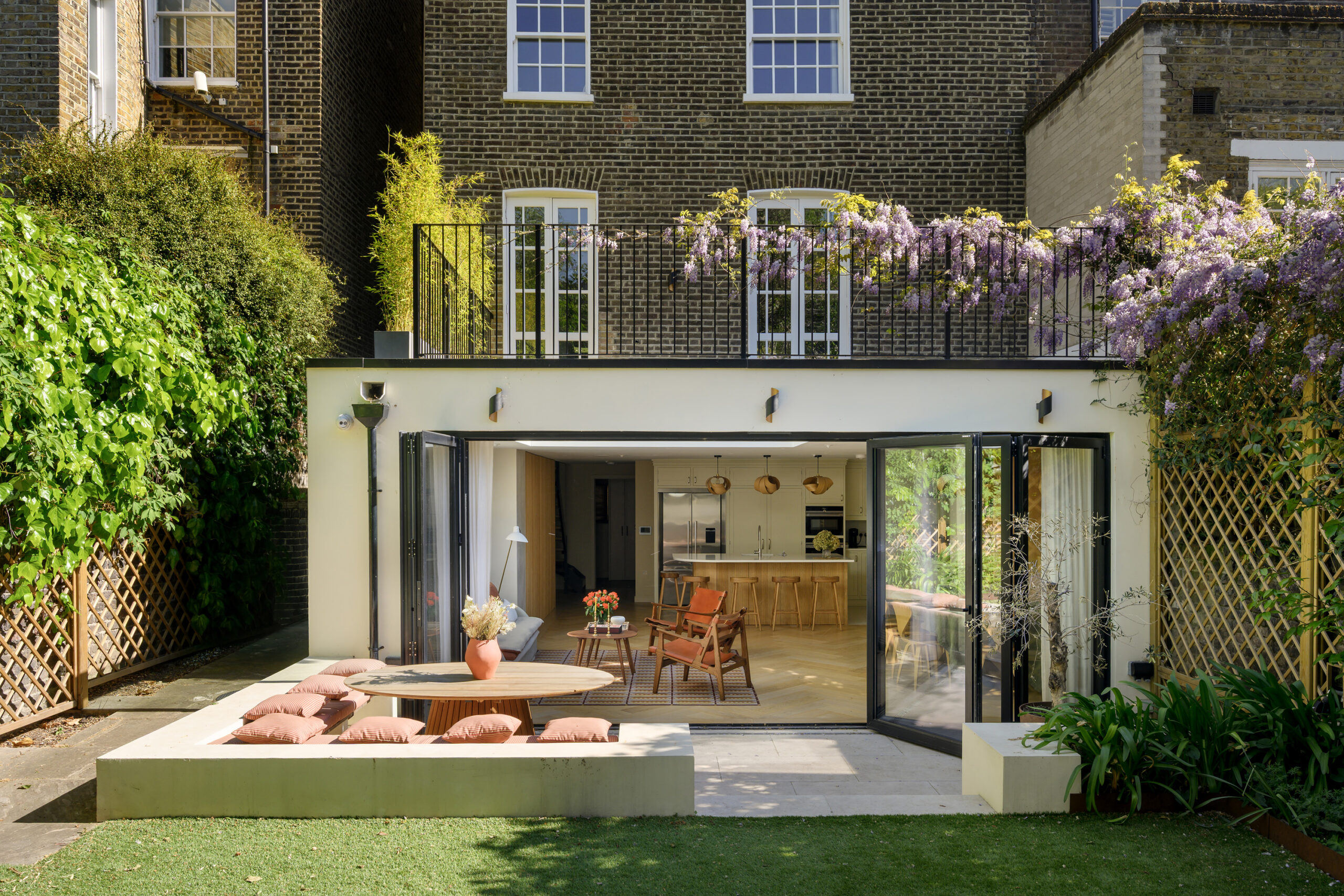 Notting-Hill-House-For-Rent-Holland-Park-Avenue-30_Lo