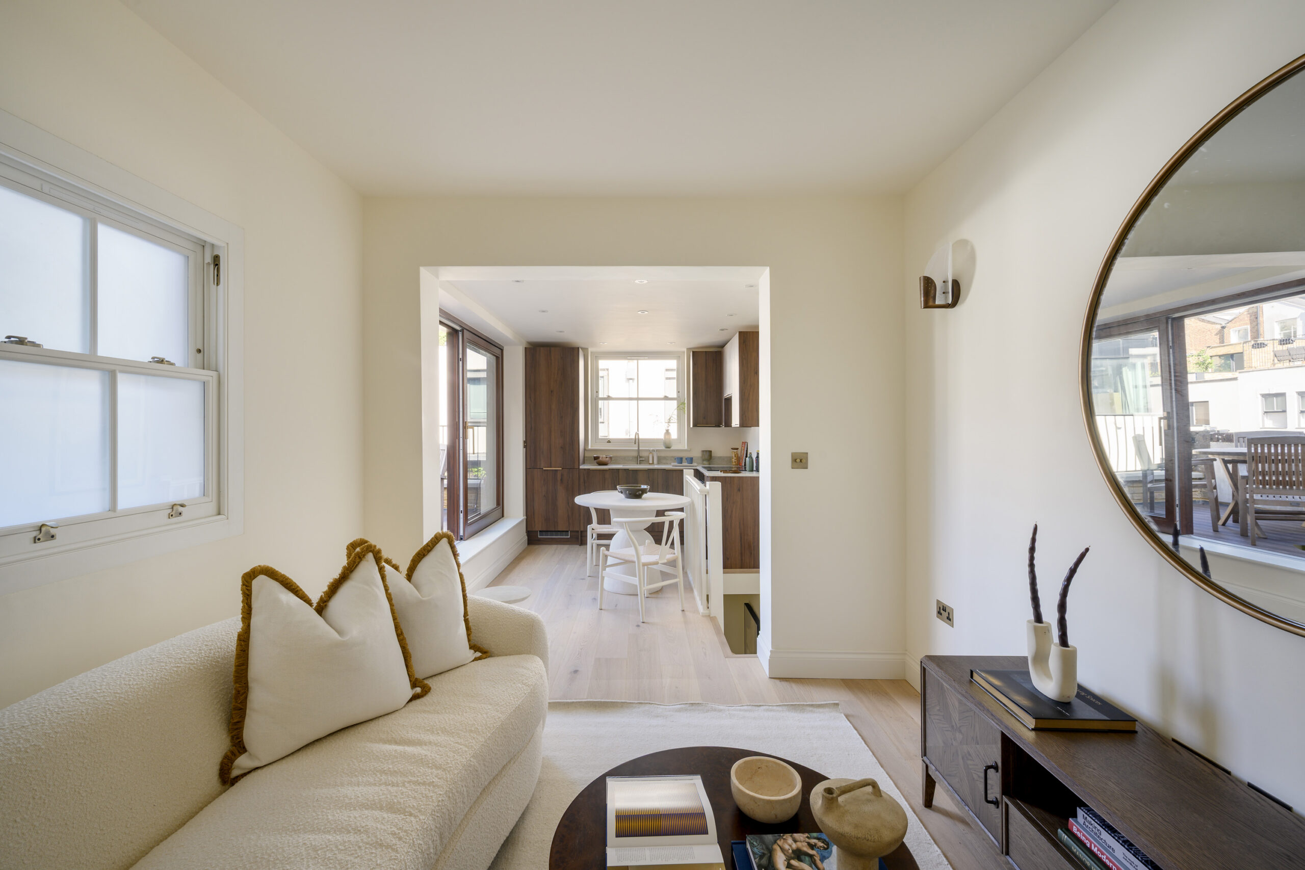 Notting-Hill-House-For-Sale-Munro-Mews-15_Lo