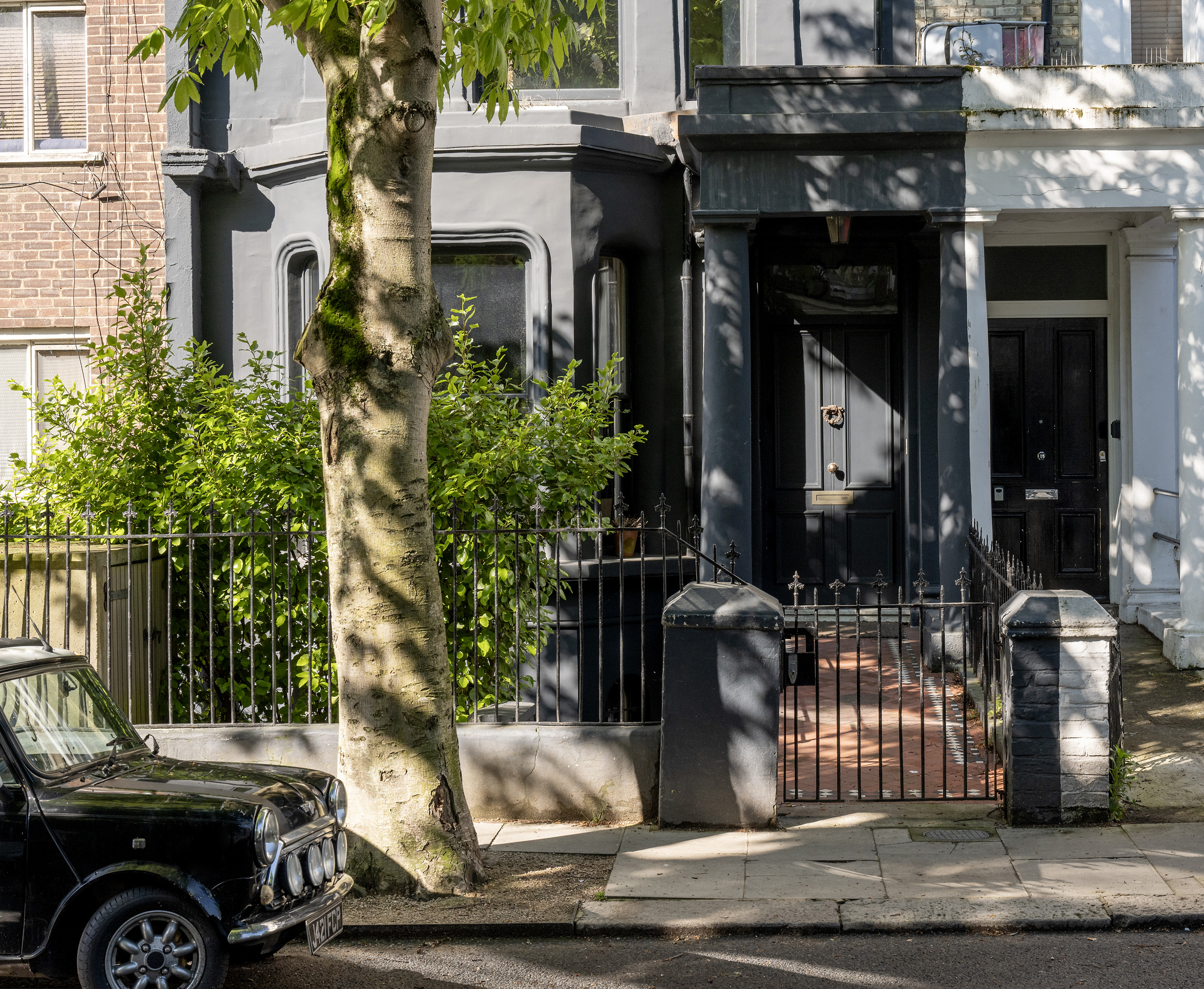 Notting-Hill-House-For-Sale-St-Lukes-Road-2_Lo