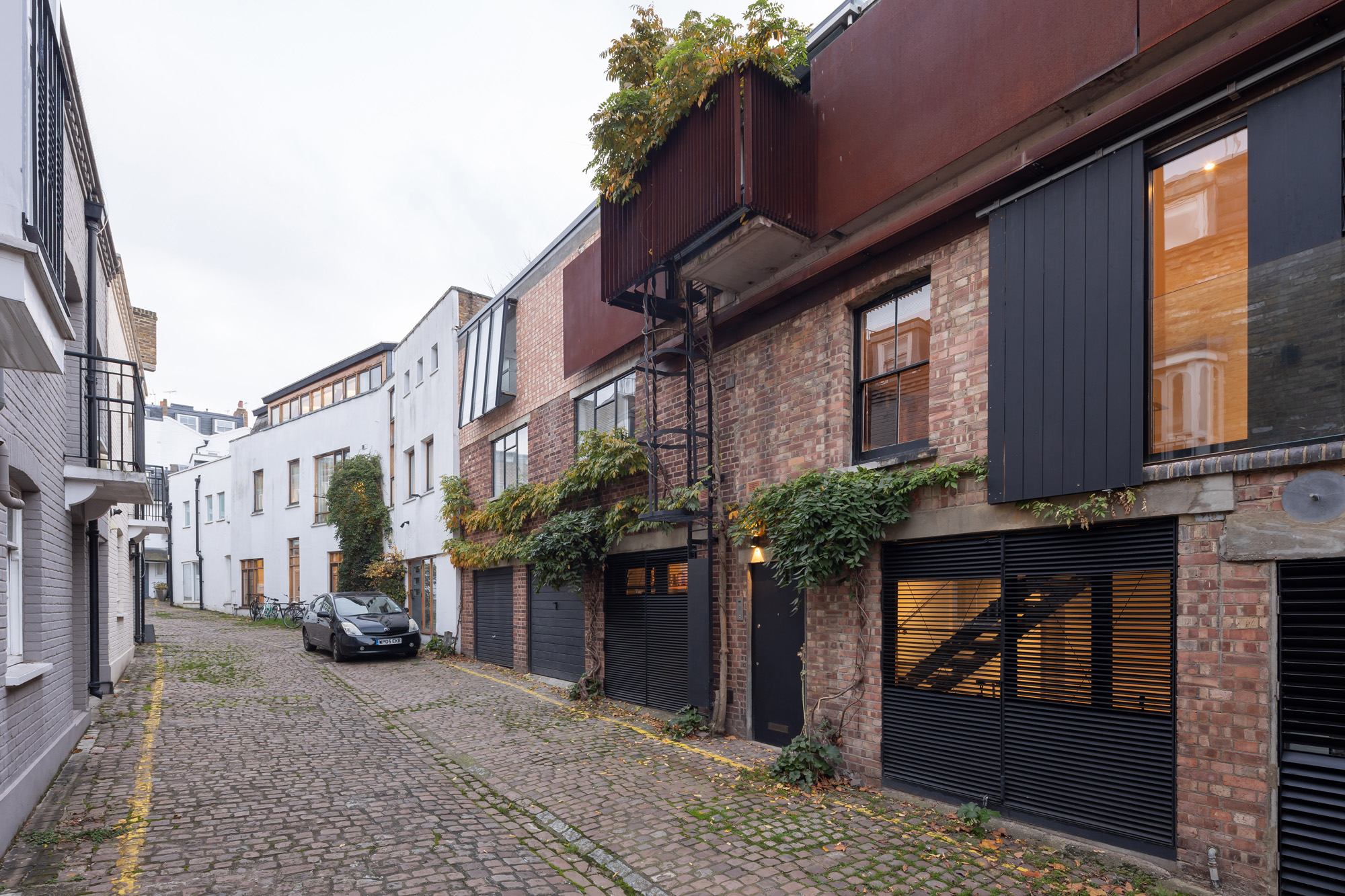 For Rent: Vernon Yard Notting Hill W11 -