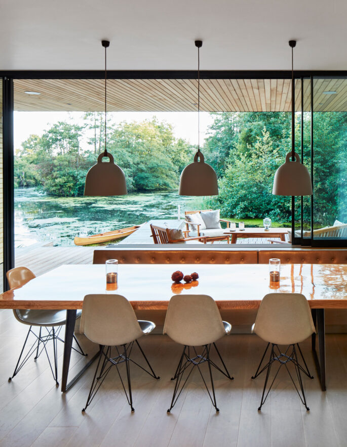 Dining table by by Platform 5 Architects - contemporary architecture and design studio in London
