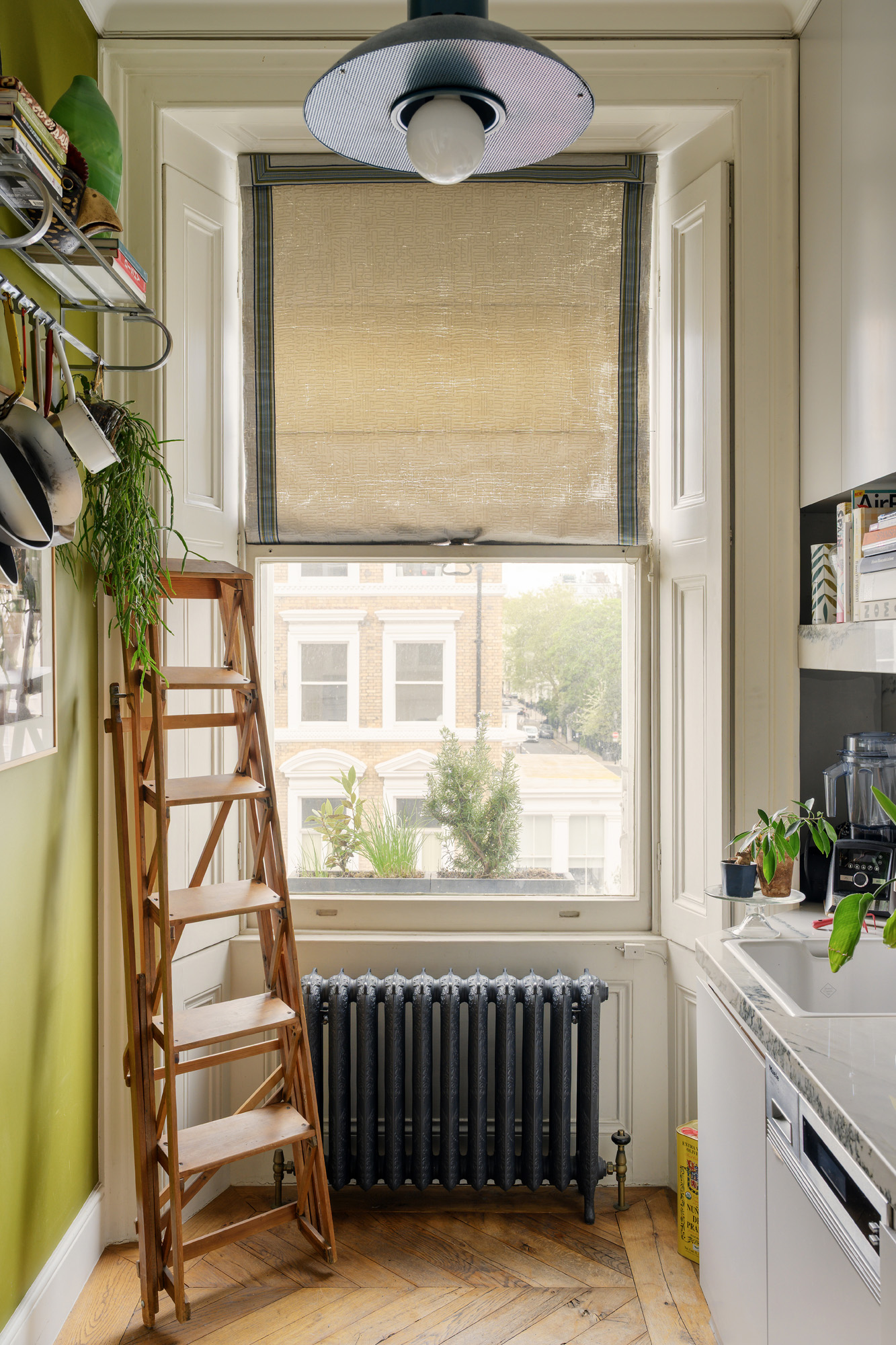 Queens-Gate-Apartment-For-Rent-Elvaston-Place-21_Lo