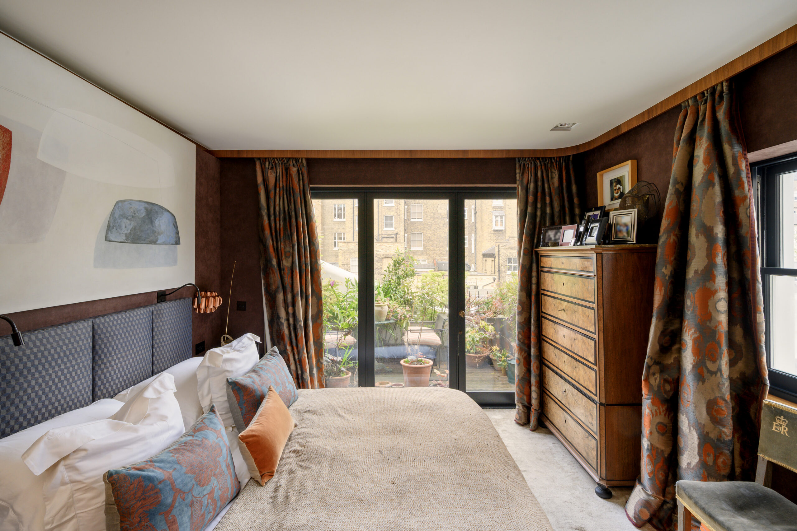 Queens-Gate-Apartment-For-Rent-Elvaston-Place-29_Lo