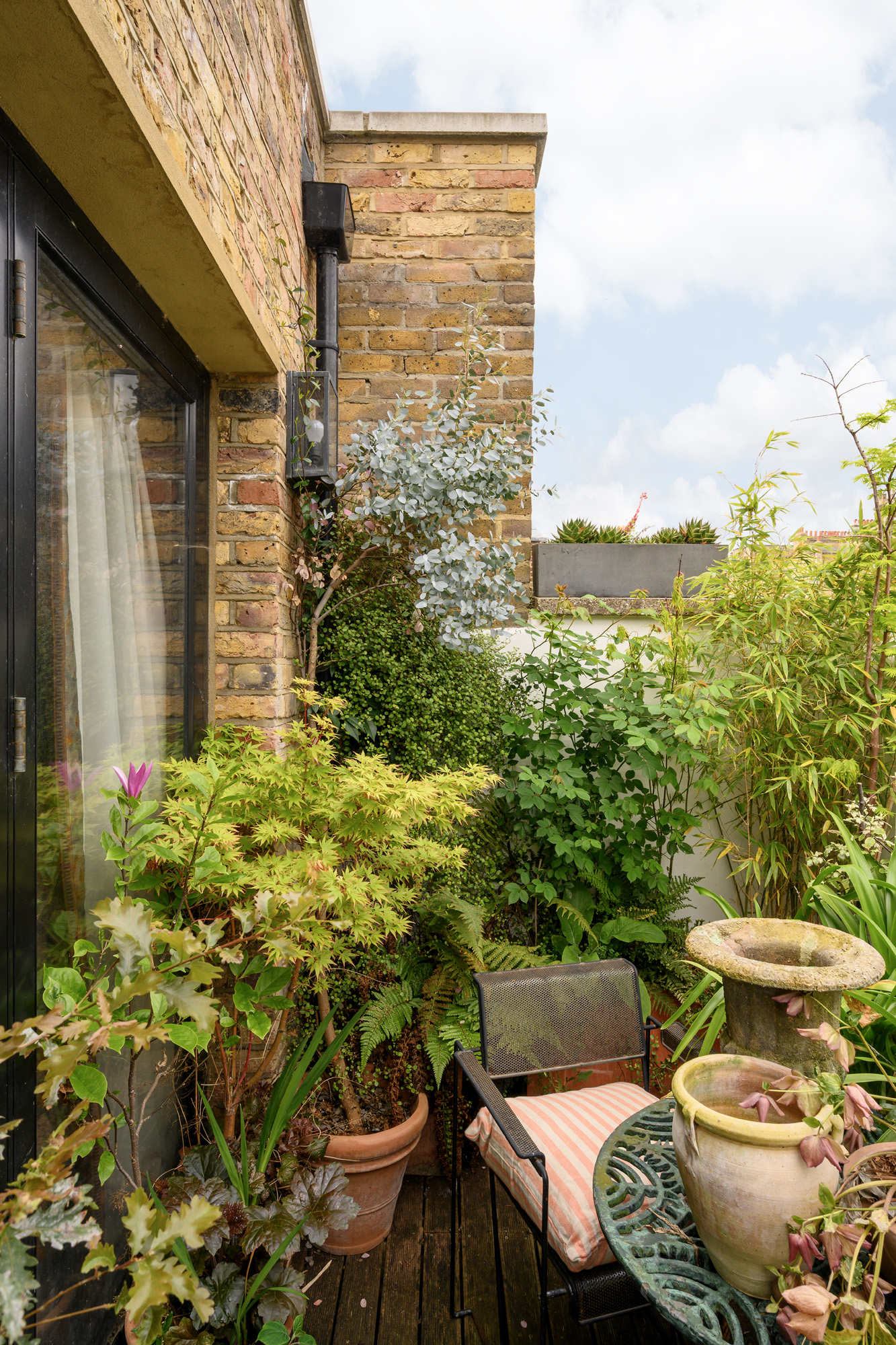 Queens-Gate-Apartment-For-Rent-Elvaston-Place-31_Lo