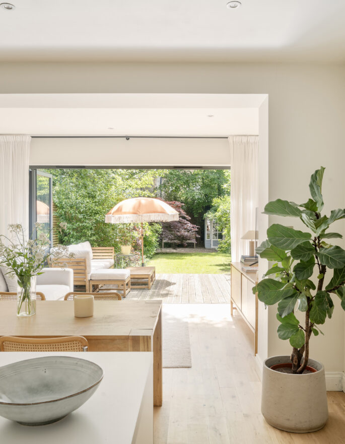 Queens-Park-Apartment-For-Rent-Brondesbury-Road (3)