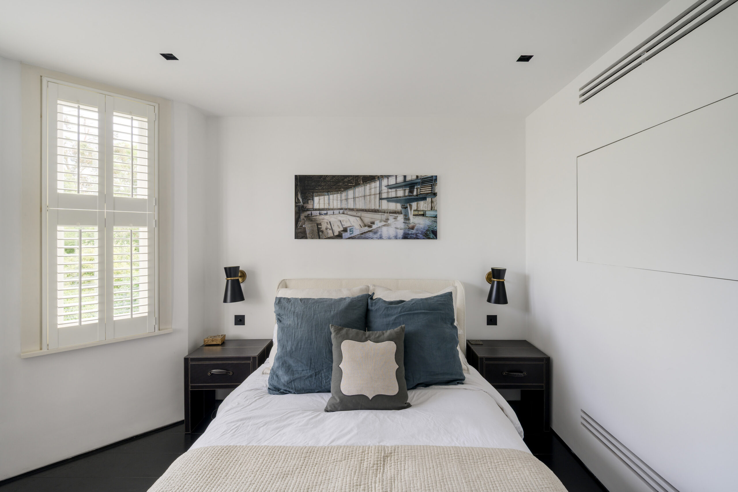 Queens-Park-House-For-Rent-Harvist-Road-30_Lo
