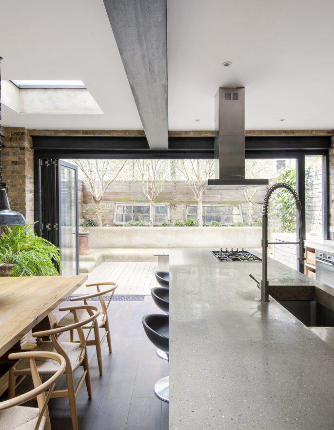 Shepherds Bush-House-For-Sale-Godolphin-Road-20_Lo