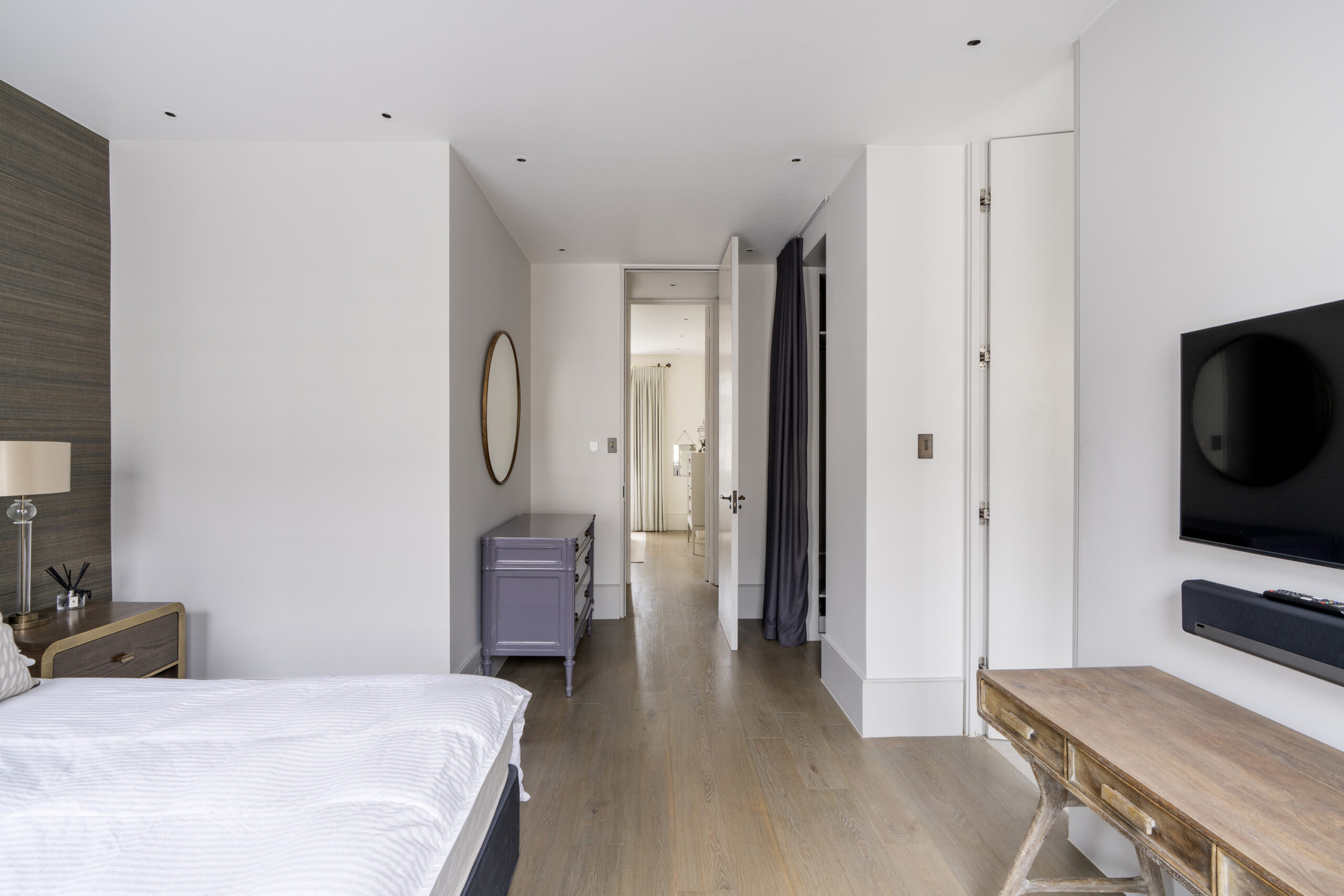 South-Kensington-Apartment-For-Sale-Onslow-Gardens-26_Lo