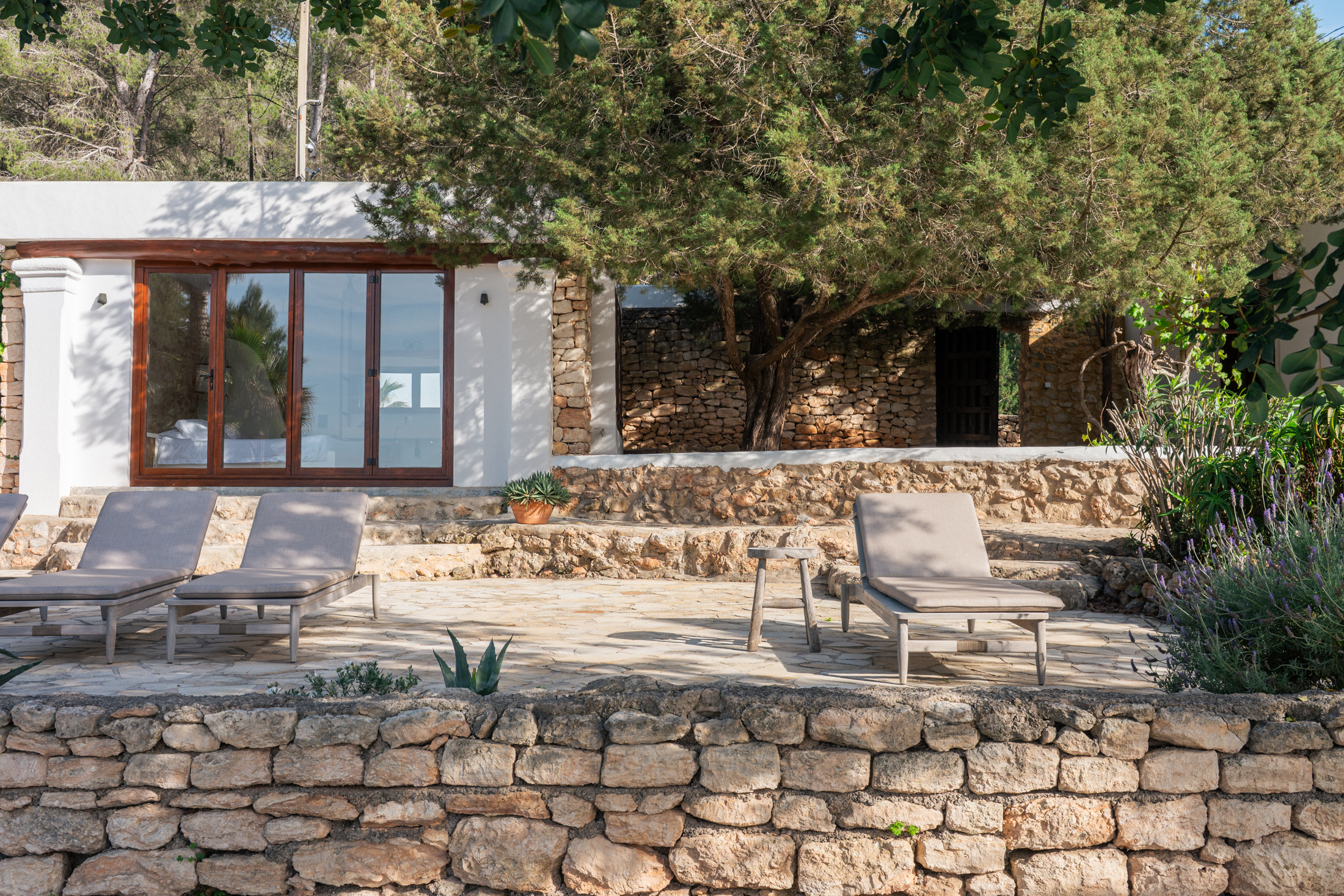 Villa-Finca-To-Rent-North-Ibiza (38)