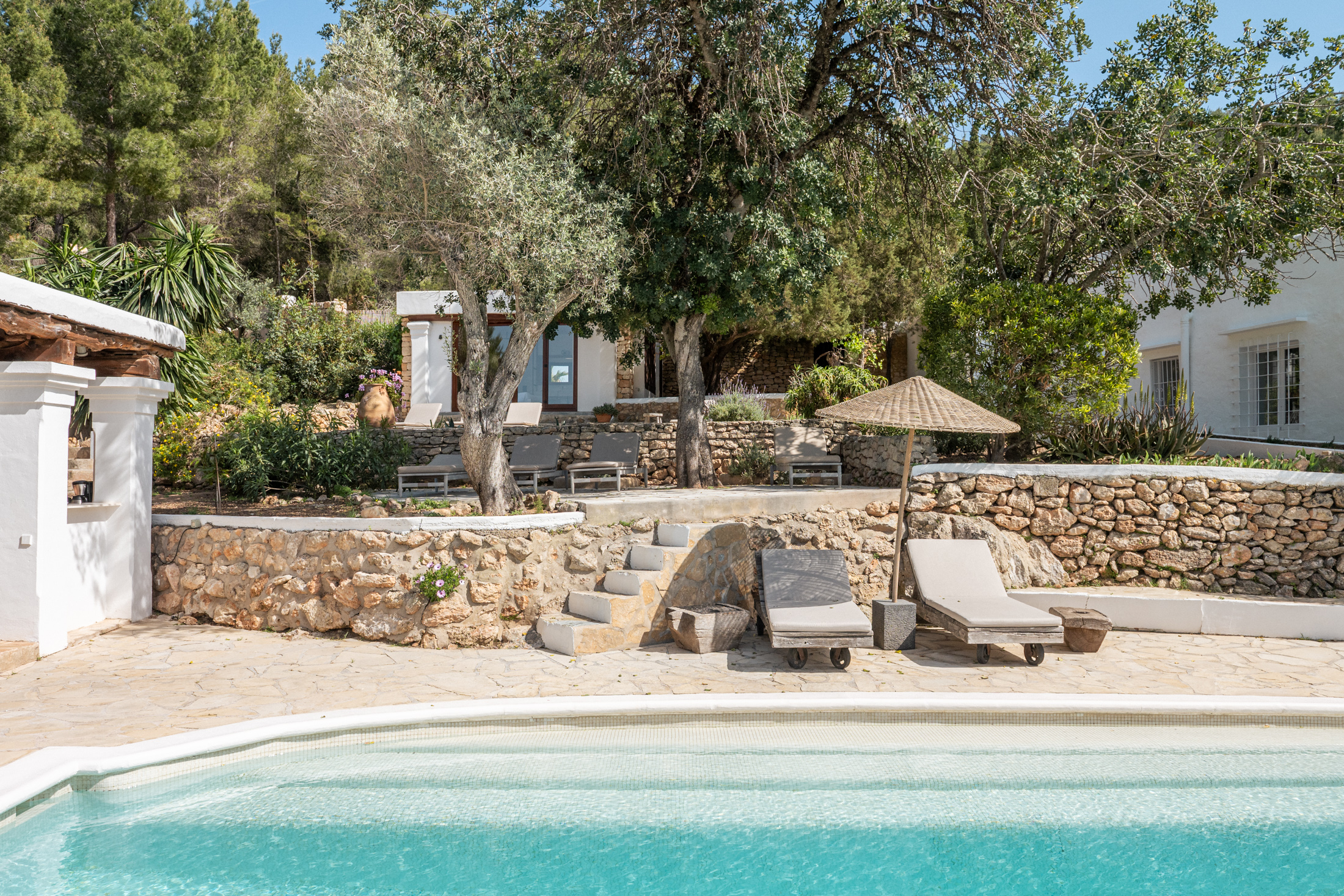 Villa-Finca-To-Rent-North-Ibiza (49)