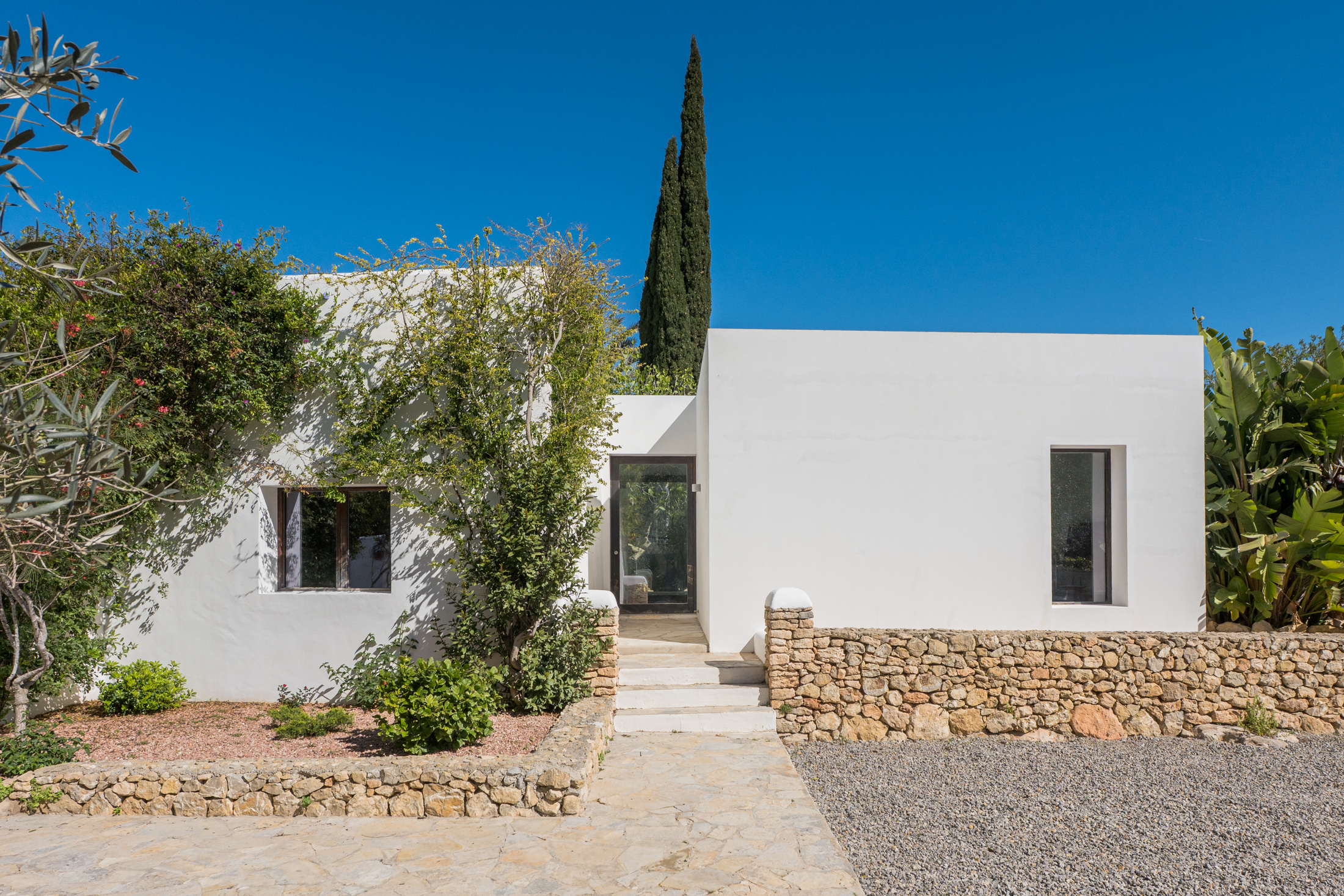 DN-Ibiza-Luxury-Villa-Finca-For-Sale-Jardin
