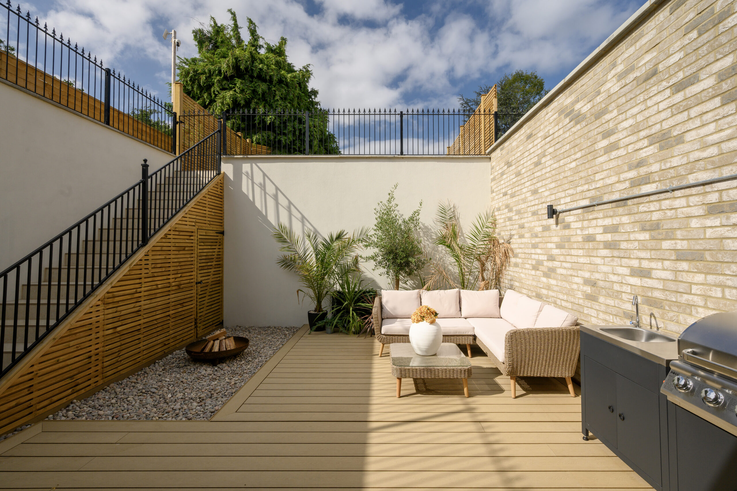 West-Acton-Apartment-For-Sale-Creswick-Road-18_Lo