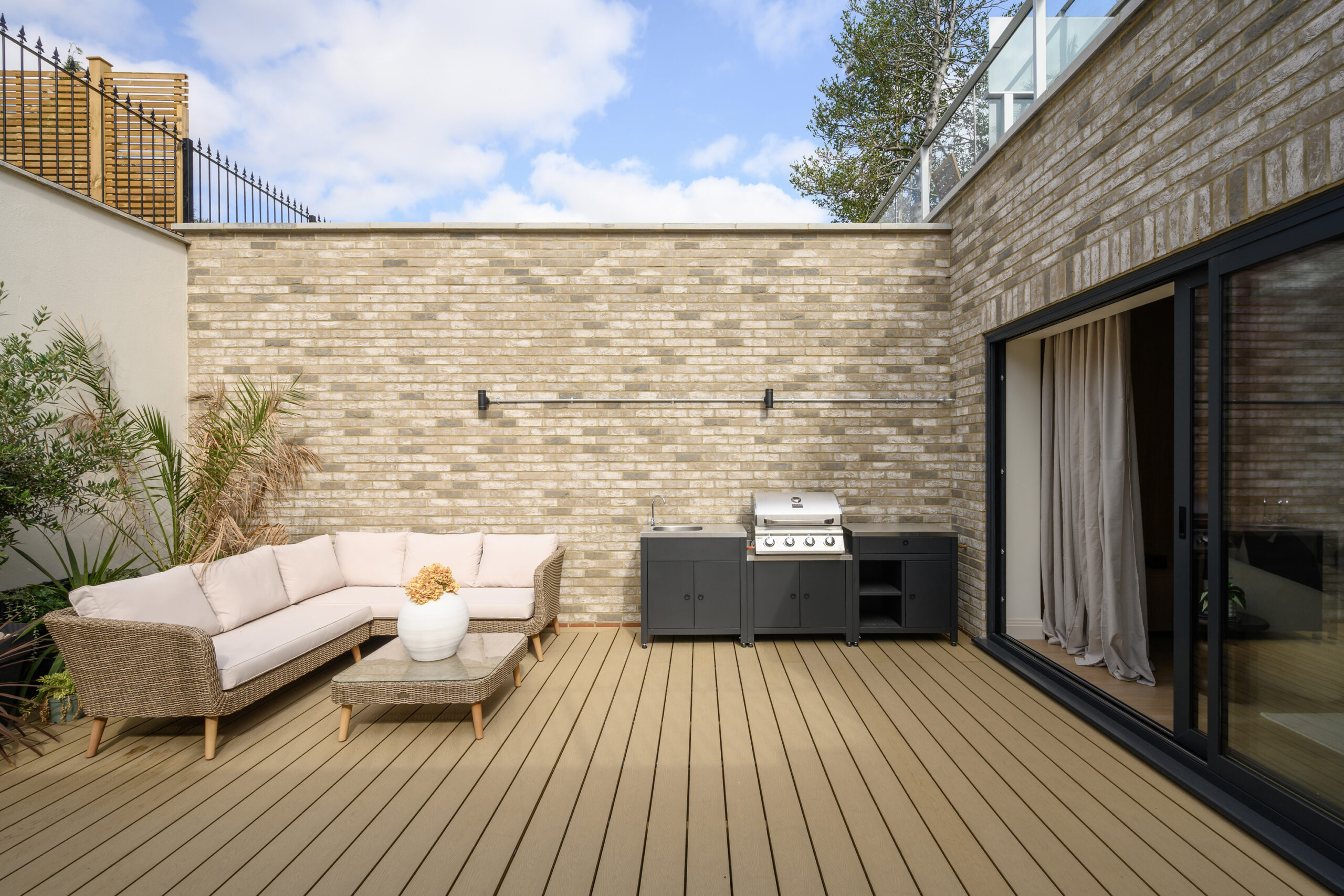 West-Acton-Apartment-For-Sale-Creswick-Road-19_Lo