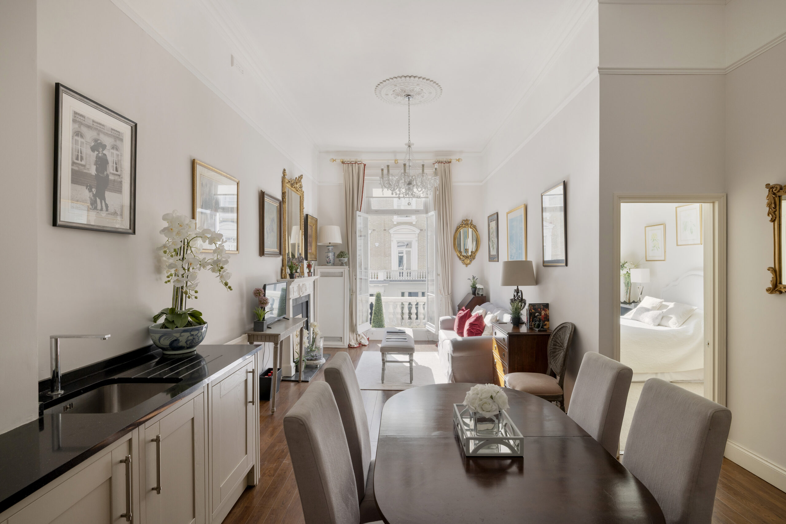 West-Brompton-Apartment-For-Rent-Harcourt-Terrace-5_Lo