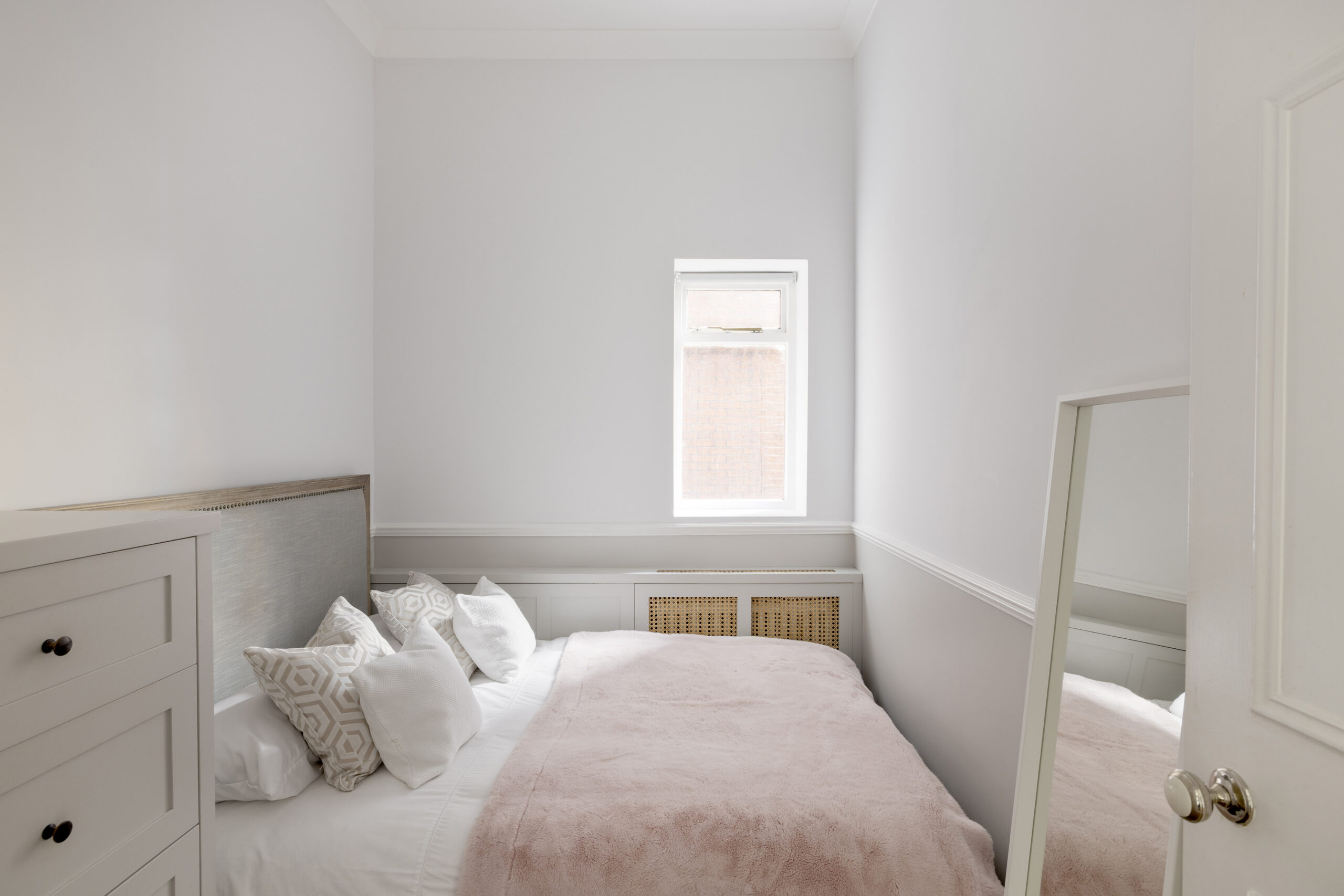 West-Kensington-Apartment-For-Rent-Mornington-Avenue-20_Lo