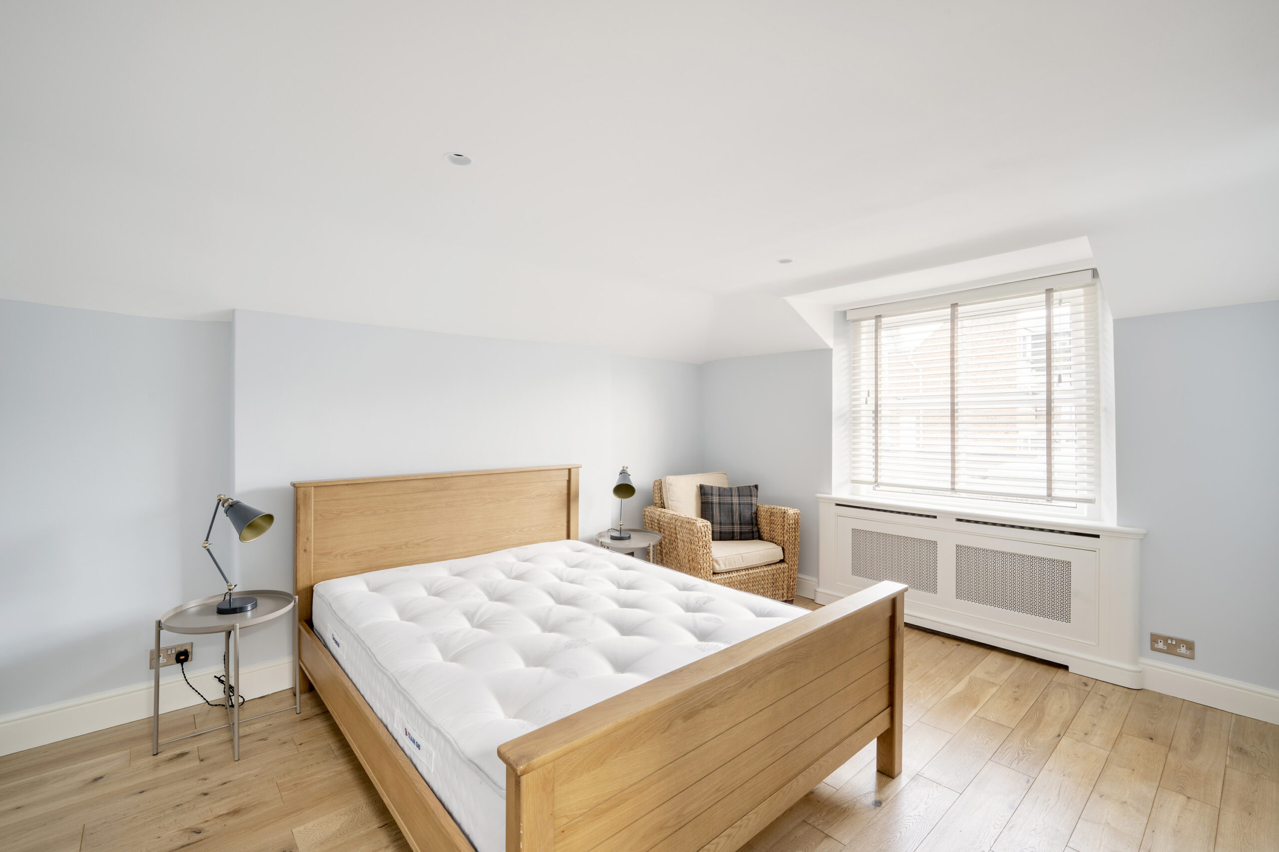 Westbourne-Grove-Apartment-For-Rent-Monmouth-Road-9_Lo