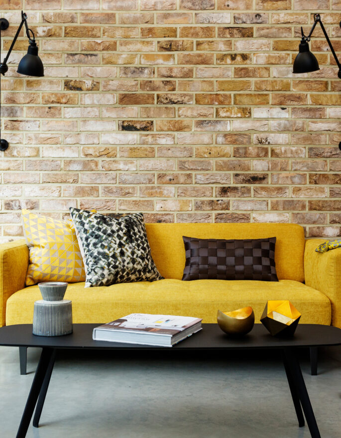 Yellow sofa by Zulufish