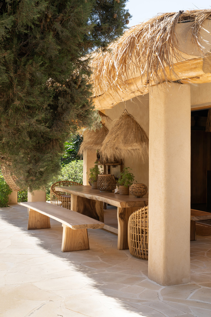 Terrace of villa Nomad by Dolores Batselaere