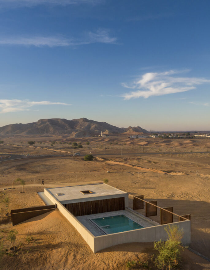 Home in desert by Anarhitect